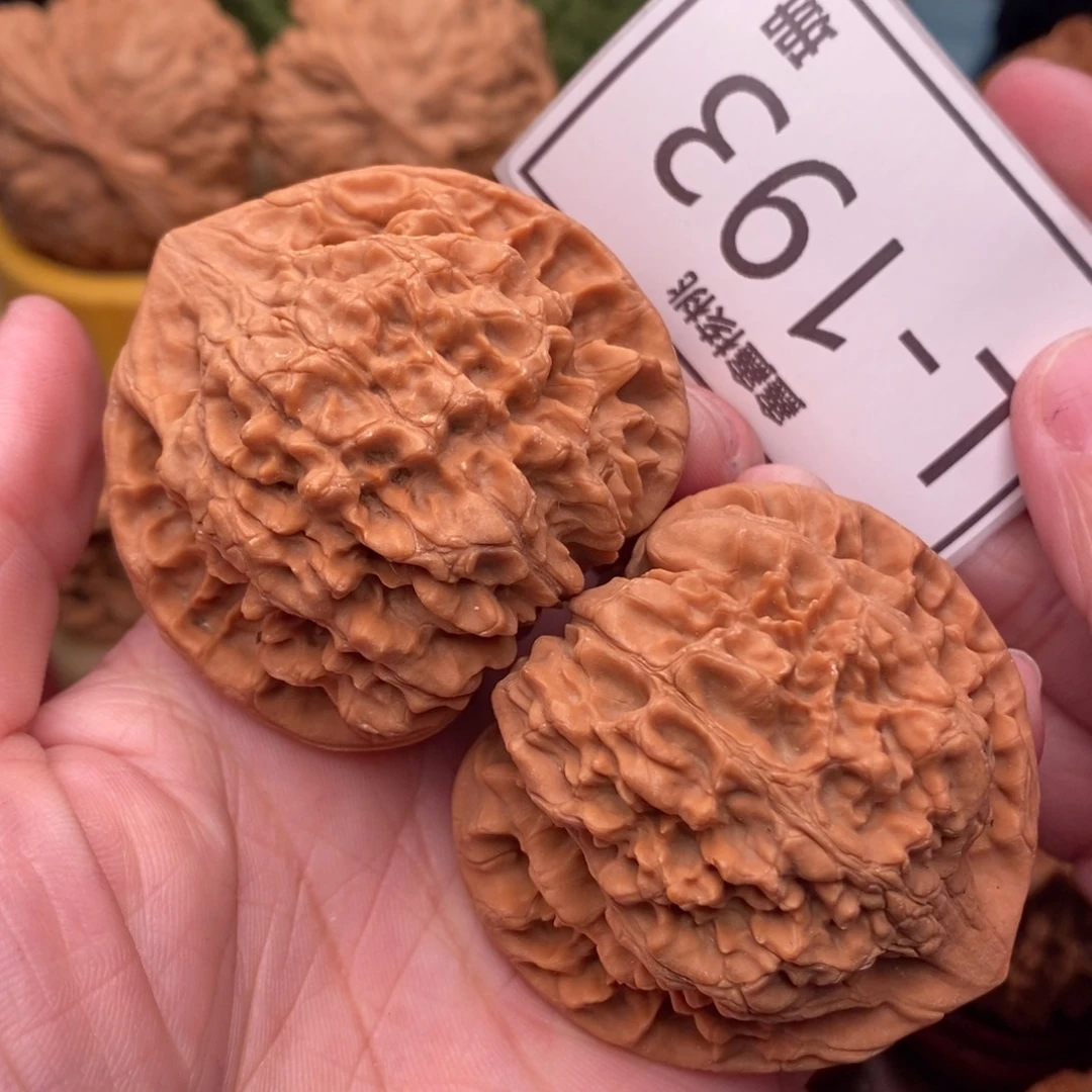 文玩核桃把件官帽50….