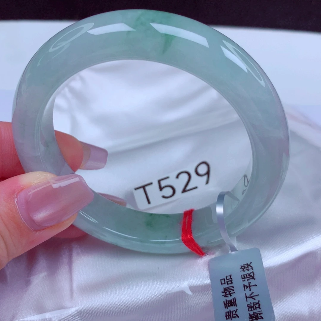 翡翠未镶嵌手镯手镯