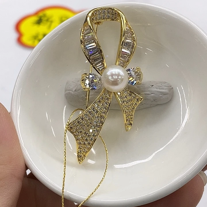 合金海水珍珠胸饰澳白9-10mm