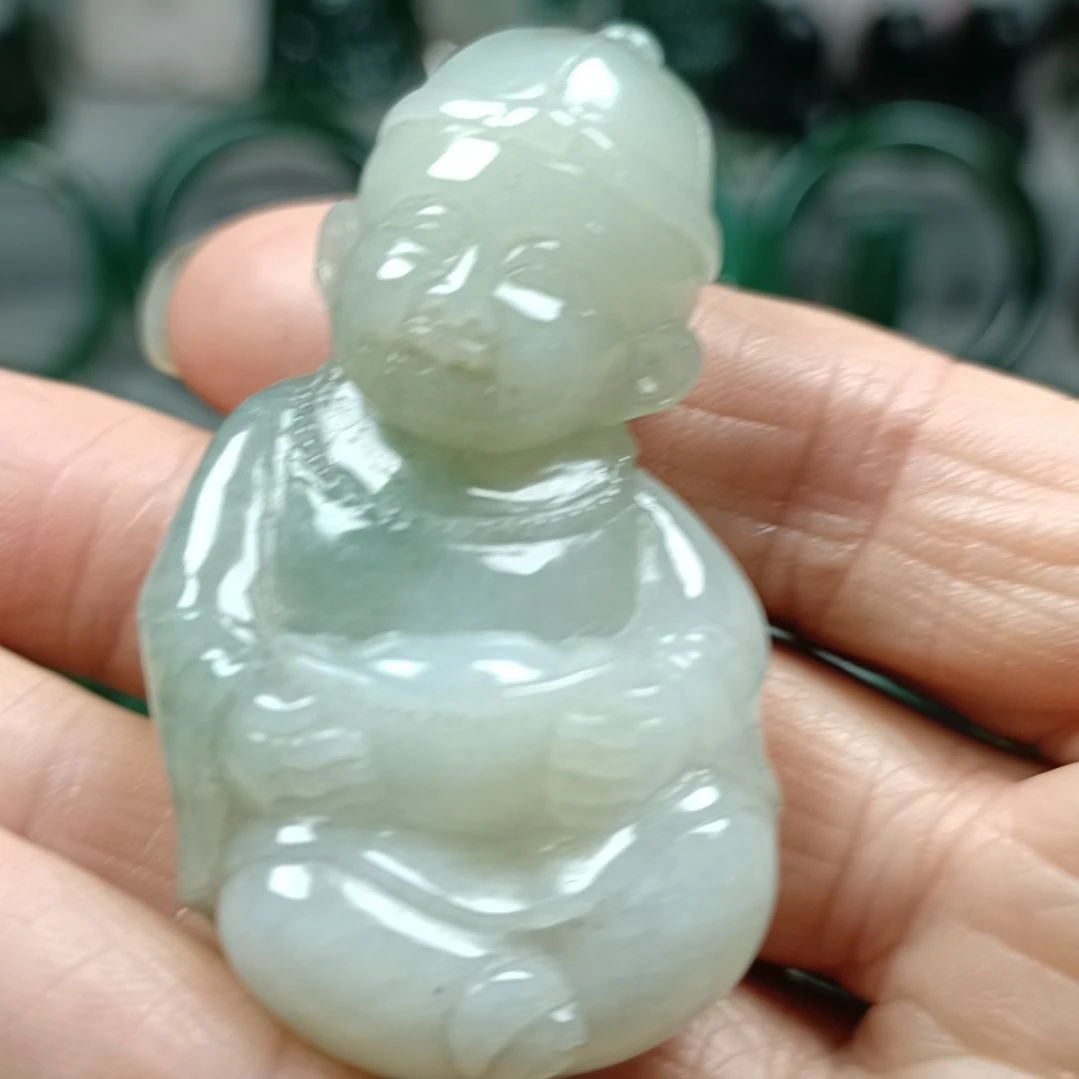 独山玉未镶嵌善财童子