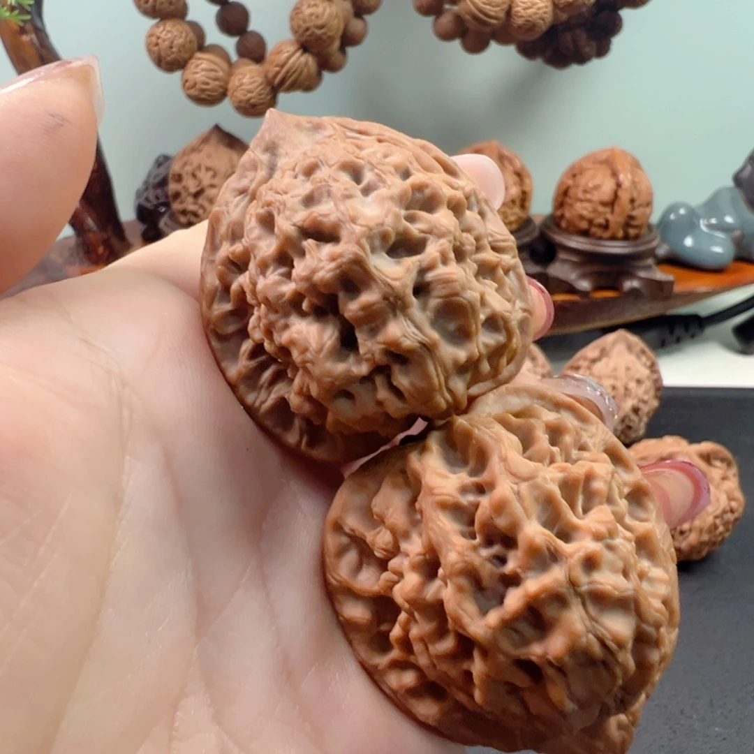 文玩核桃把件用****2红钻手把件