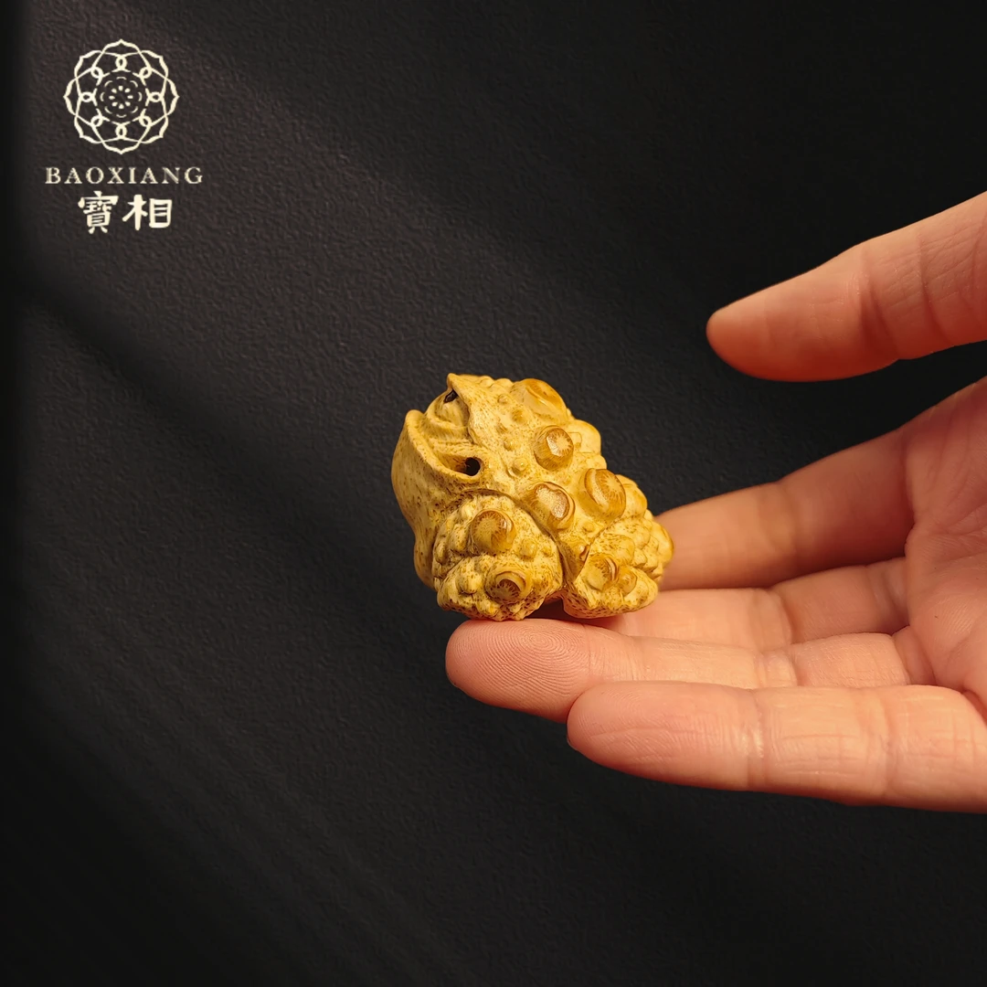 手工孤品｜三足金蟾｜招财进宝｜高约3.5厘米｜竹根雕文玩摆件手把件