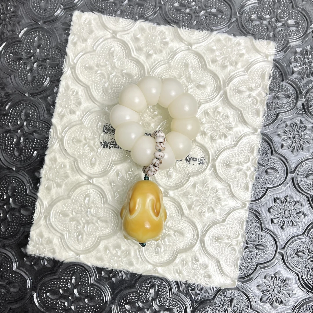 【卧灵14mm】菩提根白色圆切蒜瓣手捻 CP023-2888