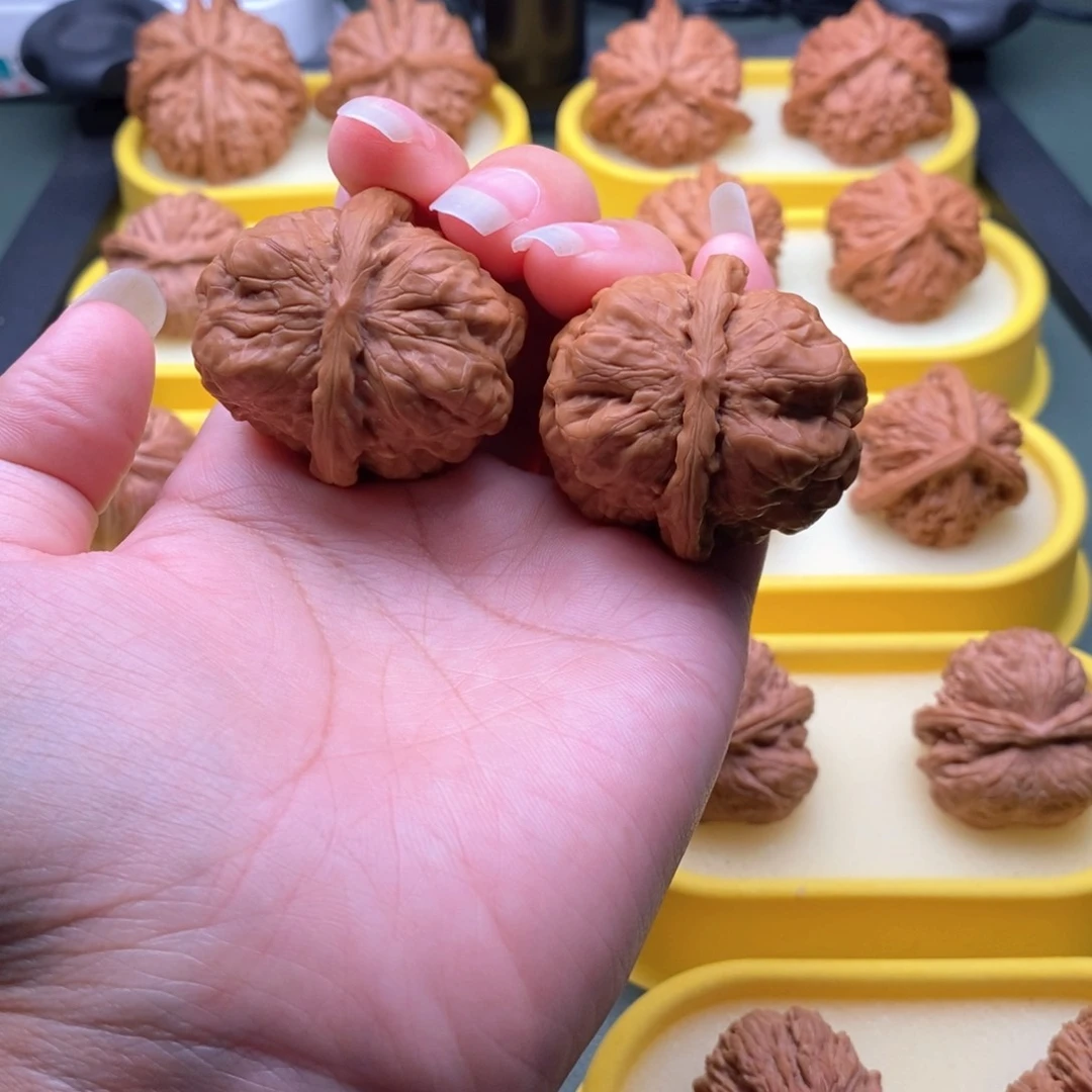 文玩核桃把件蛤蟆头