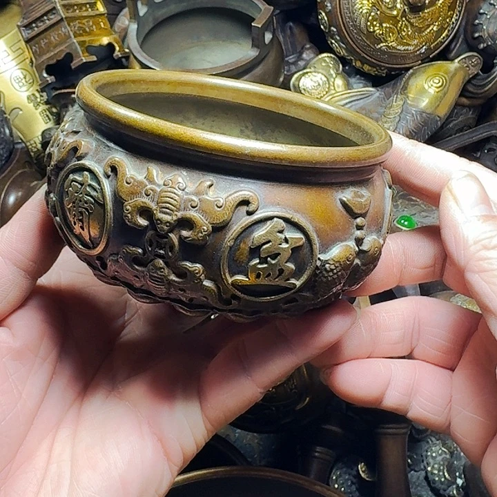 铜器摆件收收藏藏