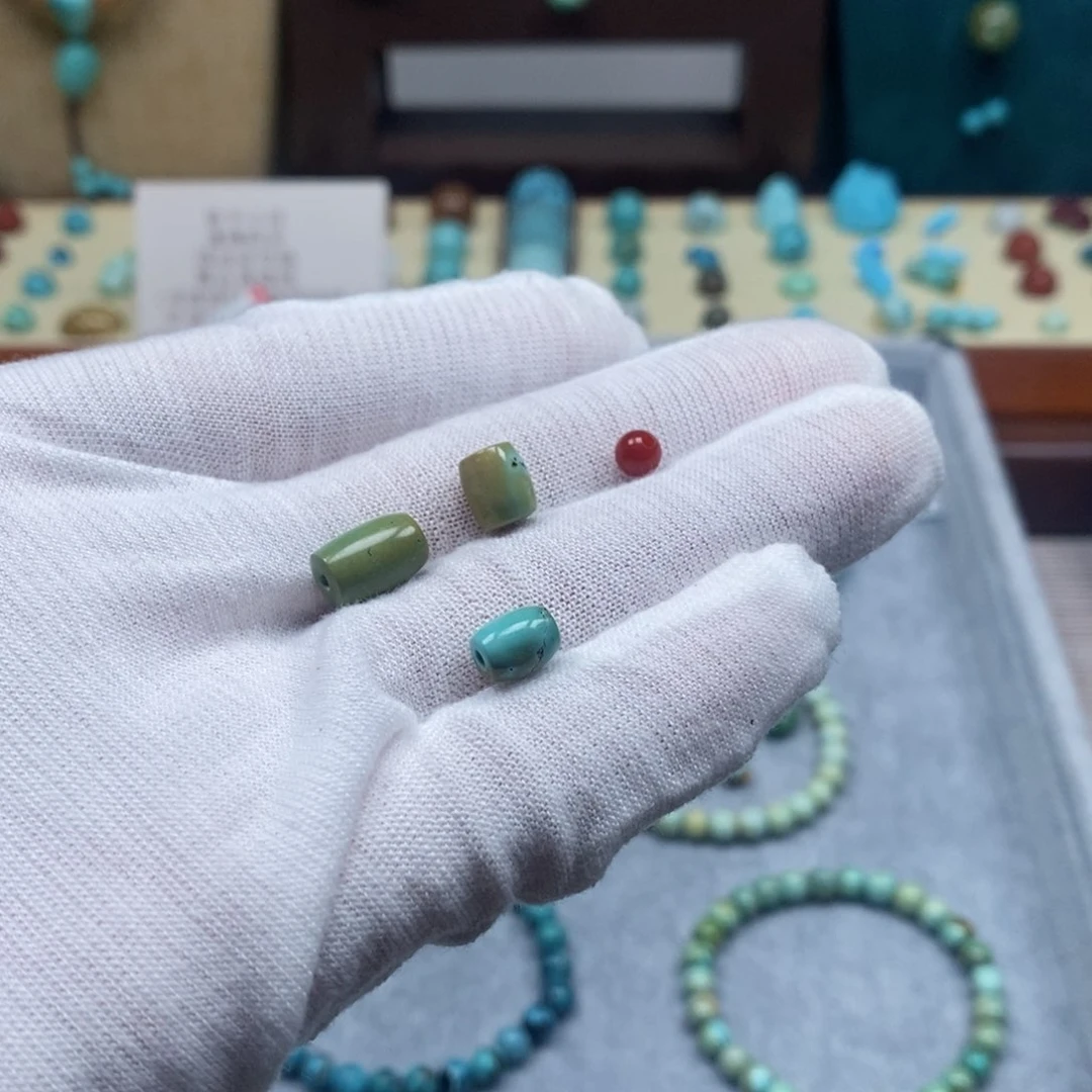 未镶嵌配饰南红玛瑙