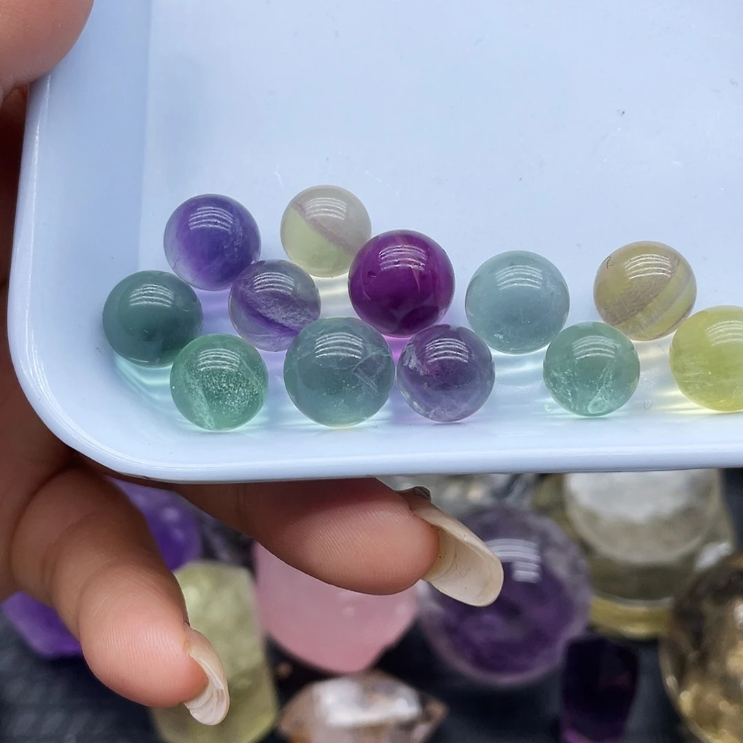 未镶嵌水晶珠宝半成品18莹石