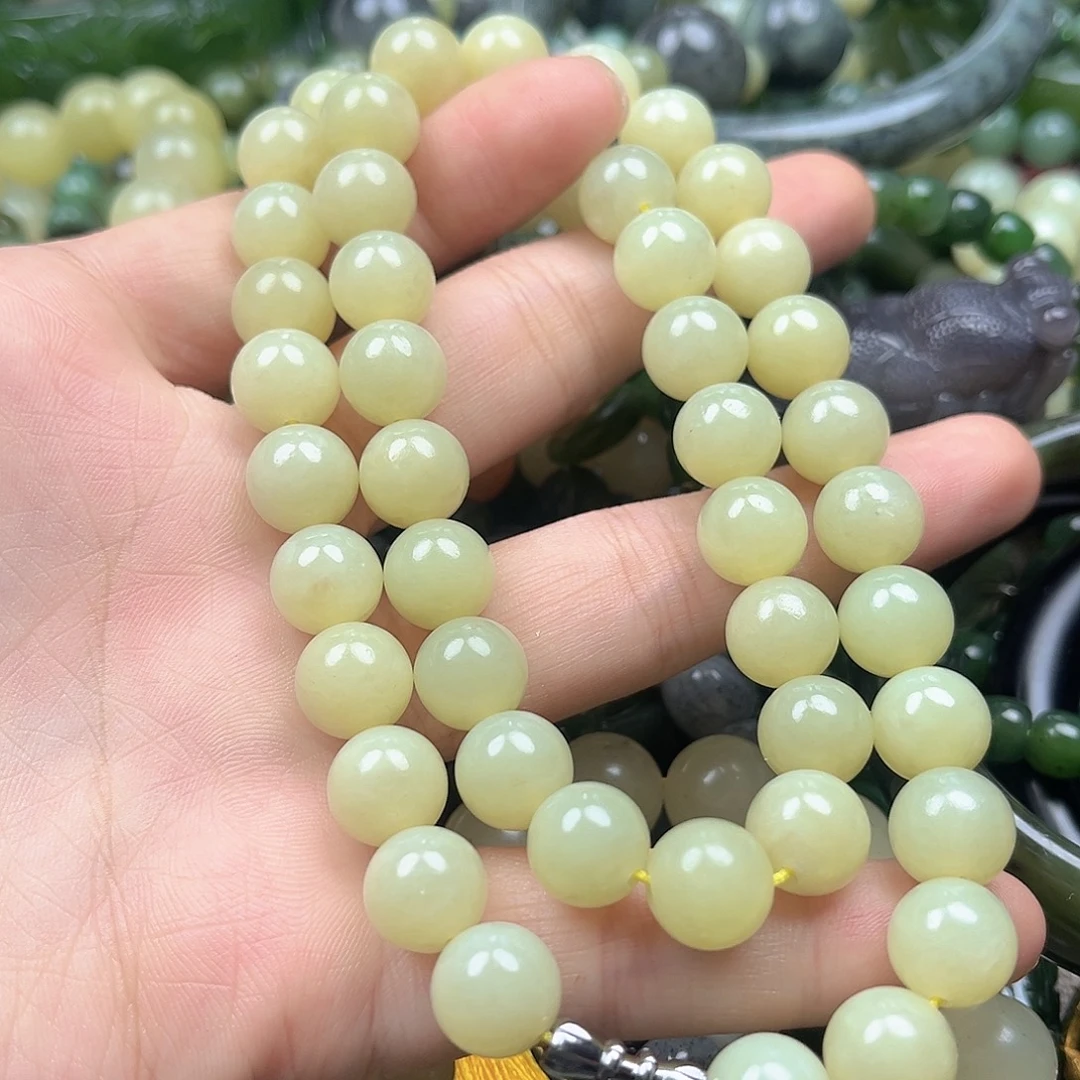 和田玉（黄玉）未镶嵌颈饰