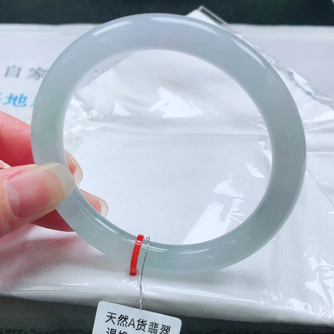 翡翠手镯未镶嵌57圆条