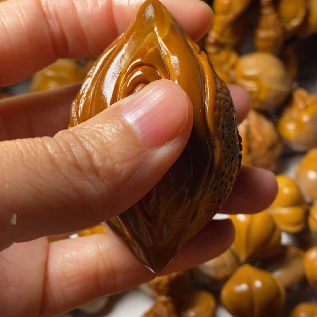 亭***！橄榄核手串/手链四面雕刻生命