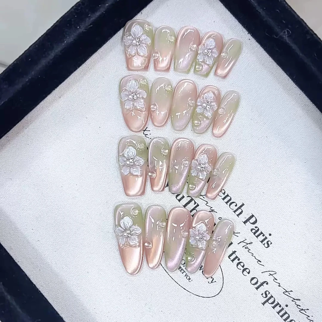 茹茹手工美甲#【春日花瓣】显白高级款纯手工穿戴美甲