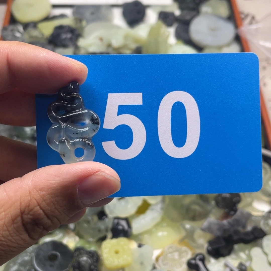 蛇纹石玉合金颈饰