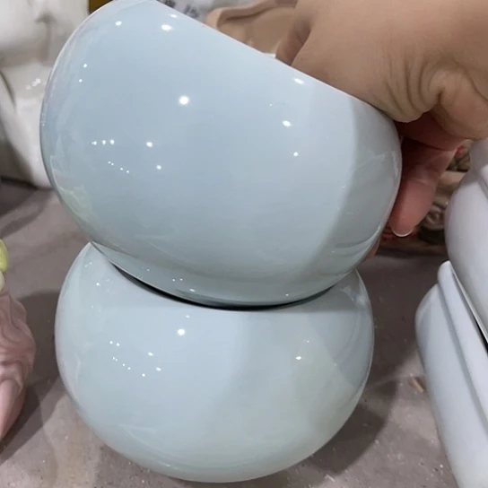 多肉绿植陶瓷花盆9.9包邮，有孔