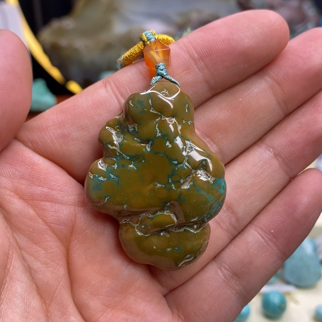 绿松石未镶嵌珠宝奇石