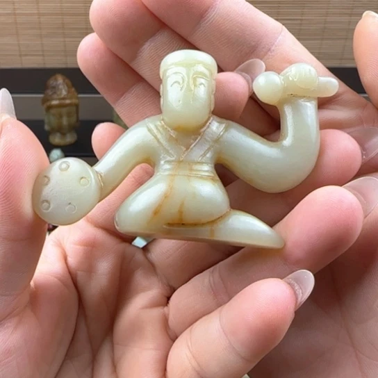 和田玉（糖玉）未镶嵌颈饰