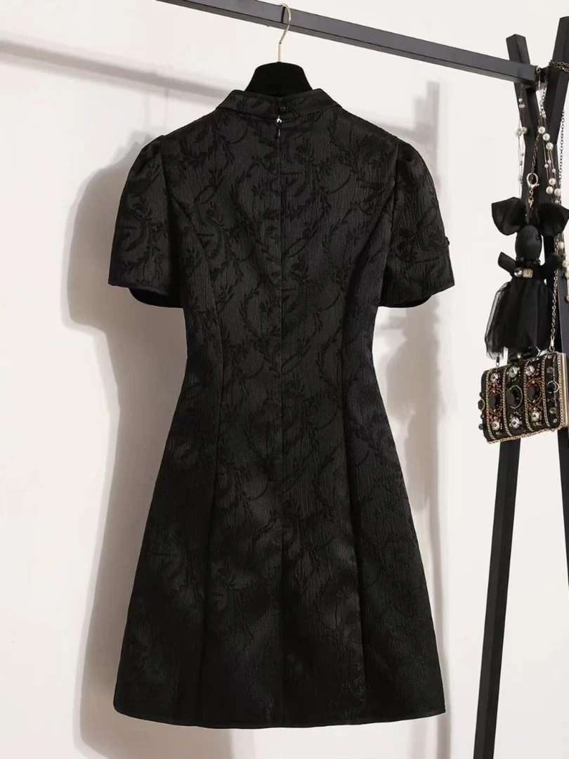 2025夕野服饰春时尚