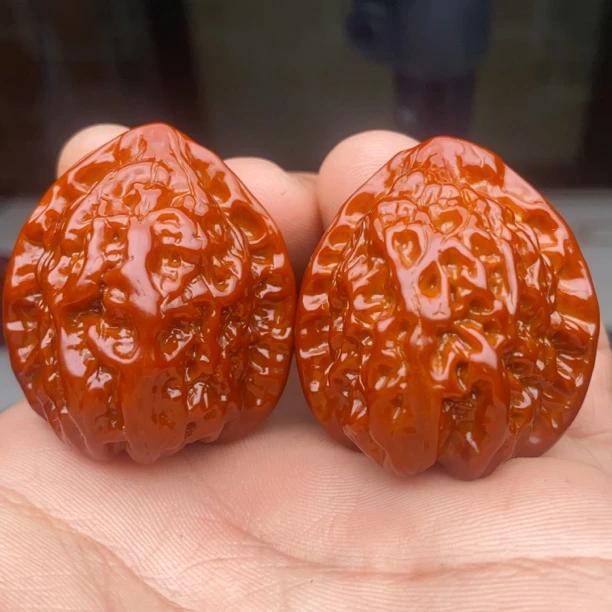 文玩核桃蛤蟆头元宝机刷做旧核桃