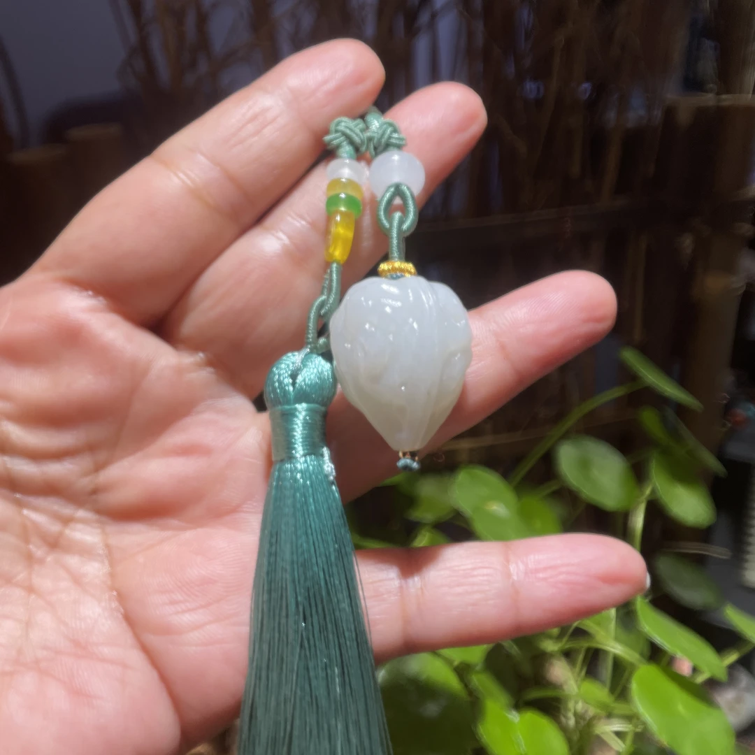 新疆和田玉白玉挂件挂坠吊坠重18.7克