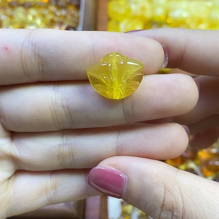 橄榄核吊坠蛇全品