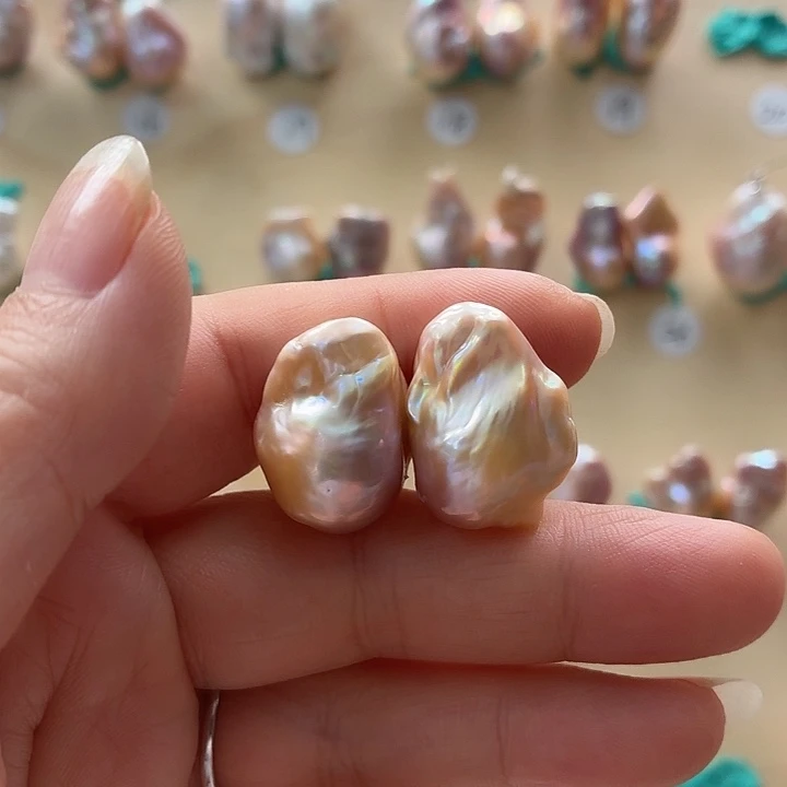 娜***娜银S925镶嵌淡水珍珠耳饰