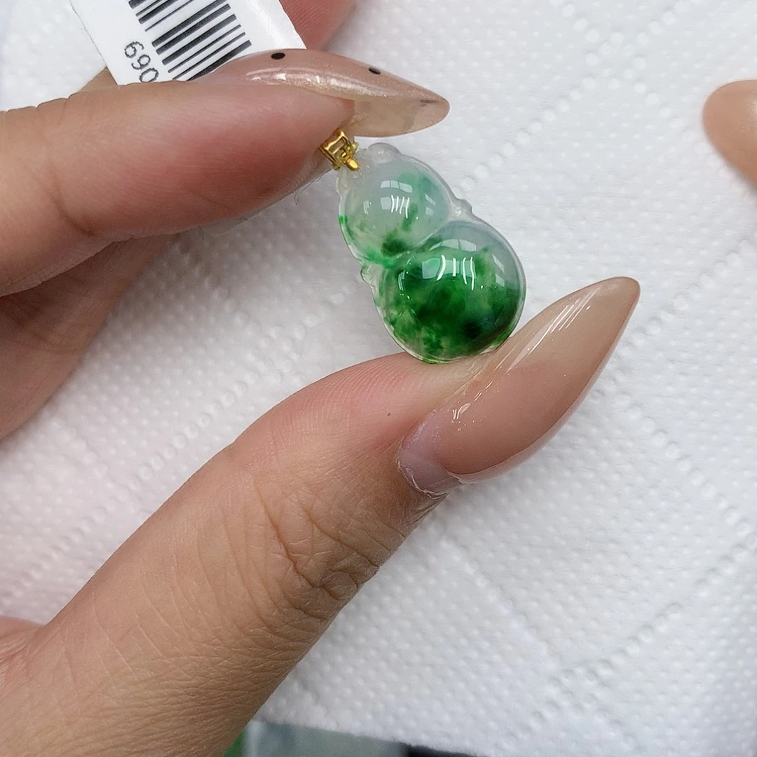 颈饰18K金镶嵌翡翠