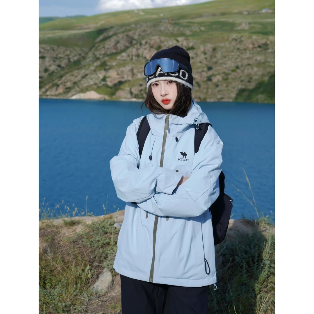 【美洲户外】科技新款三合一户外运动风衣情侣户外登山防水连帽防风