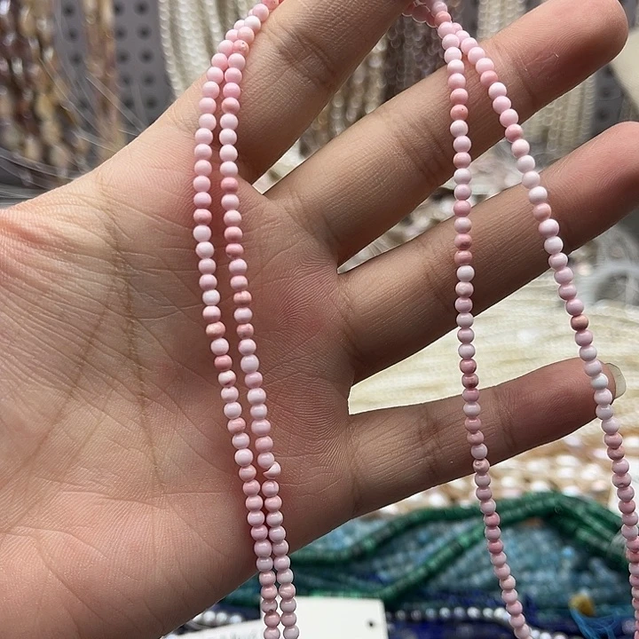 未镶嵌玛瑙/玉髓珠宝半成品一条3mm左右粉贝贝