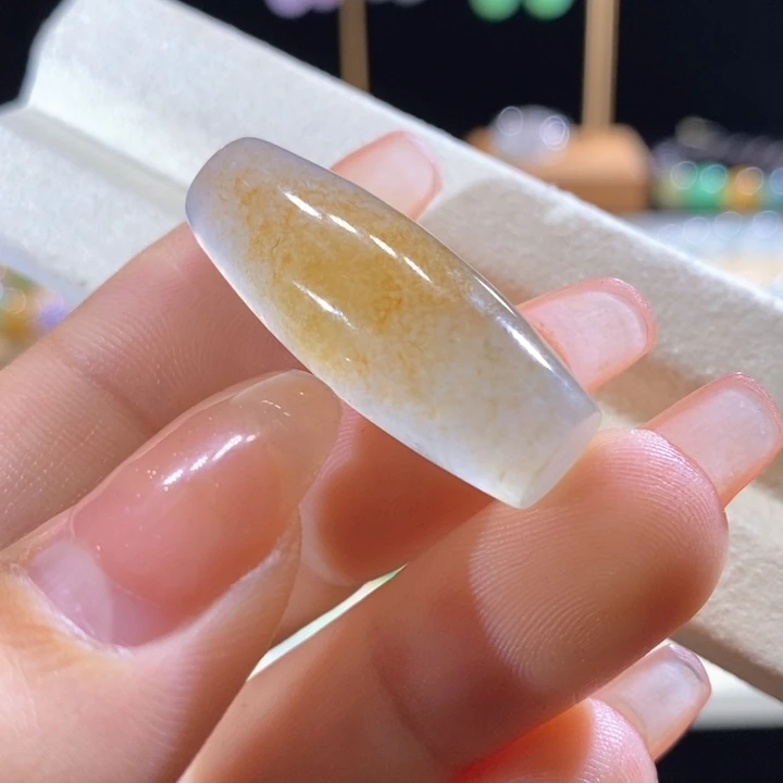 翡翠未镶嵌吊坠(不含链)翡翠冰飘黄橄榄珠