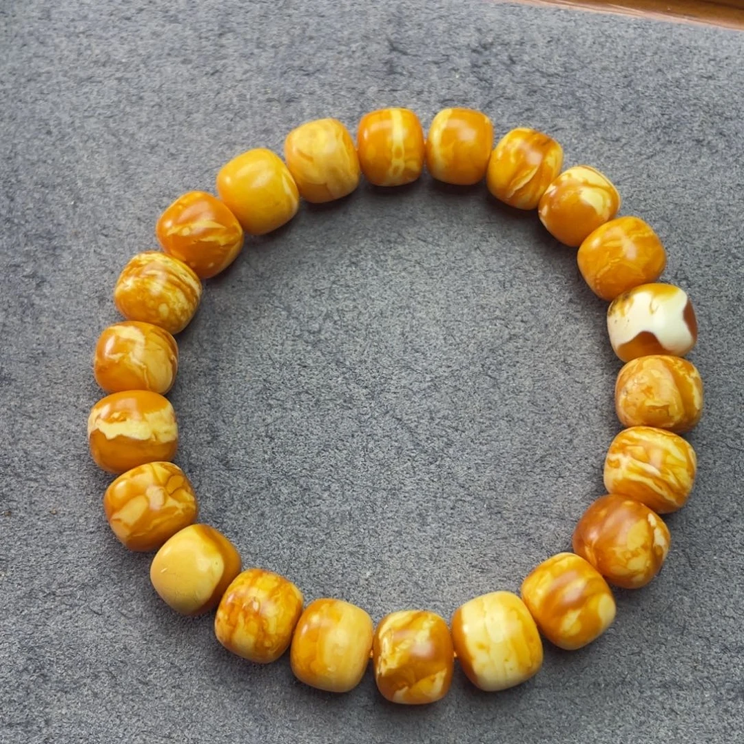 琥珀未镶嵌吊坠(不含链)