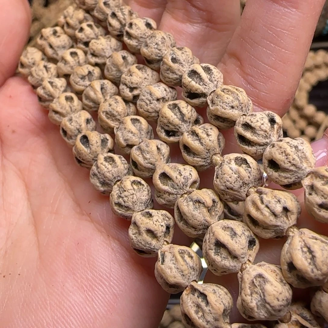 柏香籽/百香籽吊坠p****?