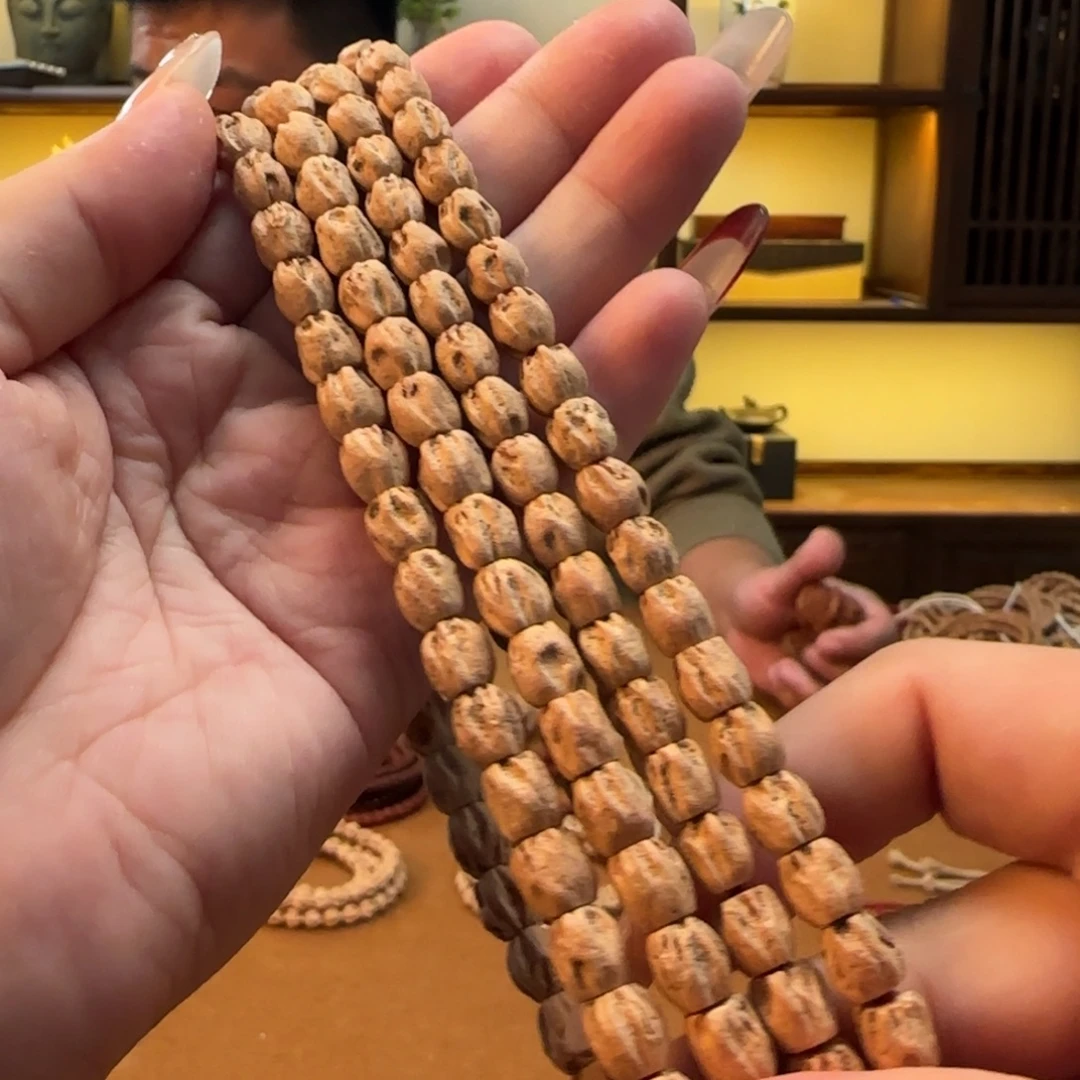 柏香籽/百香籽手串手持