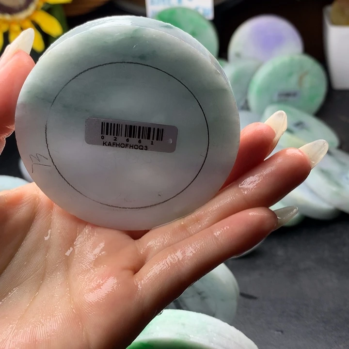 定制翡翠未镶嵌手镯