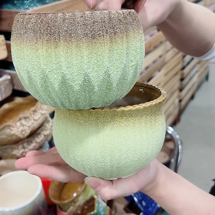 有孔.凑满10元发货多肉陶瓷花盆！