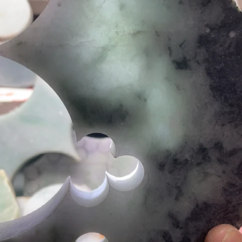 翡翠未镶嵌颈饰翡翠片料