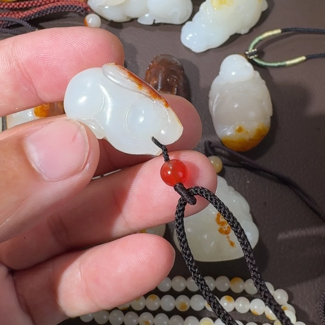 海***会和田玉未镶嵌挂件