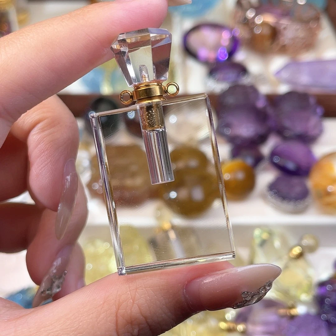 水晶颈饰未镶嵌宽*天然水晶吊坠269