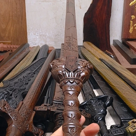 黑檀木木一米天师