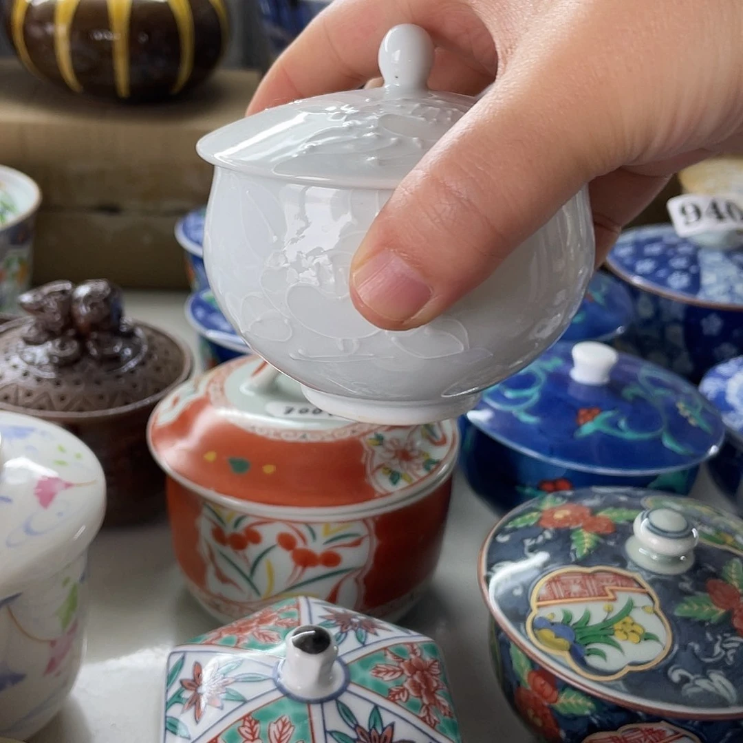 瓷片予***³哈哈哈我在床前给自己做早餐的