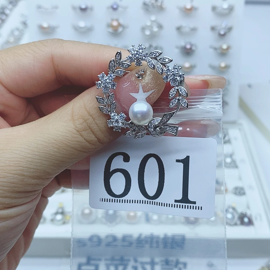 丽***9未镶嵌珠宝奇石淡水珍珠601