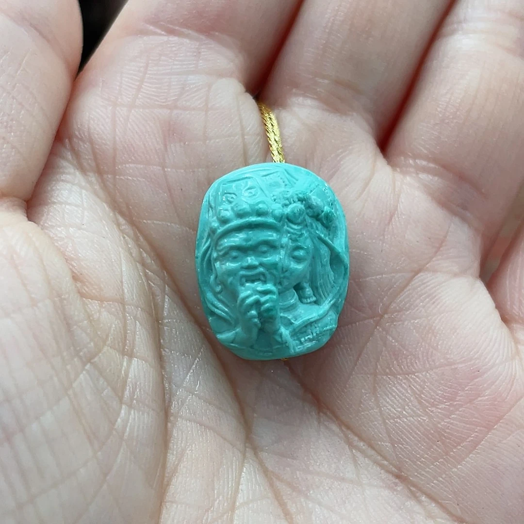 绿松石颈饰未镶嵌