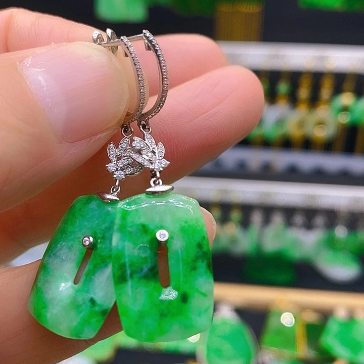 翡翠耳饰18K金镶嵌耳坠