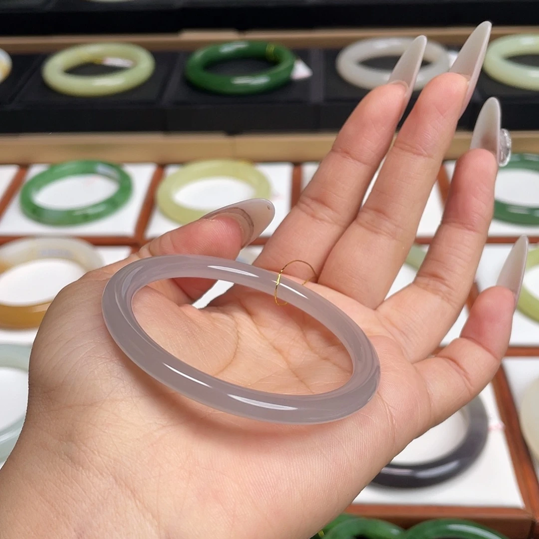 和田玉未镶嵌手镯冰紫！51