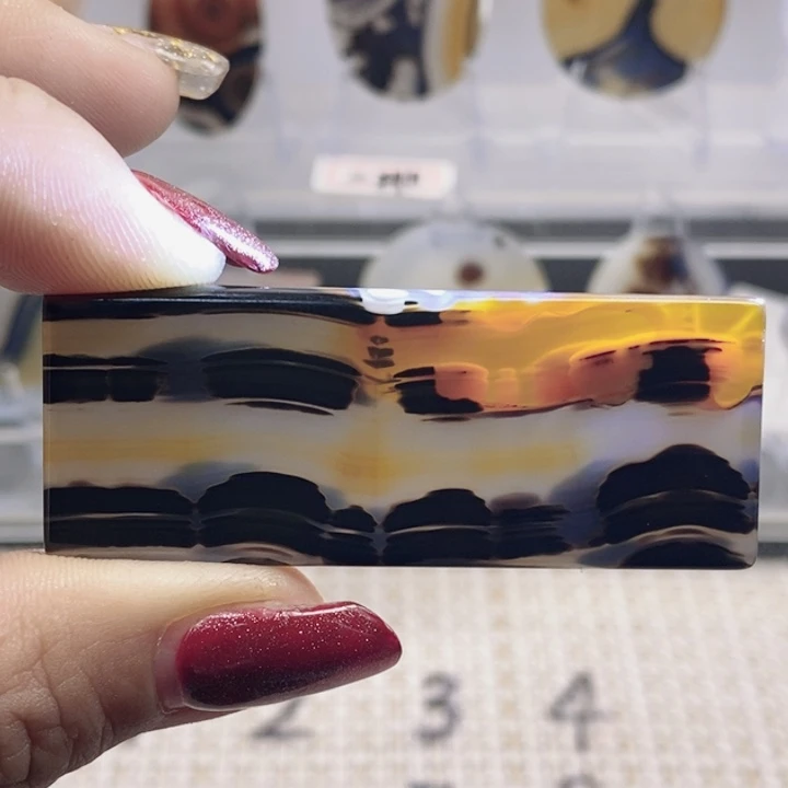 玛瑙/玉髓未镶嵌颈饰