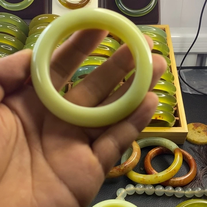 合金蛇纹石玉手链