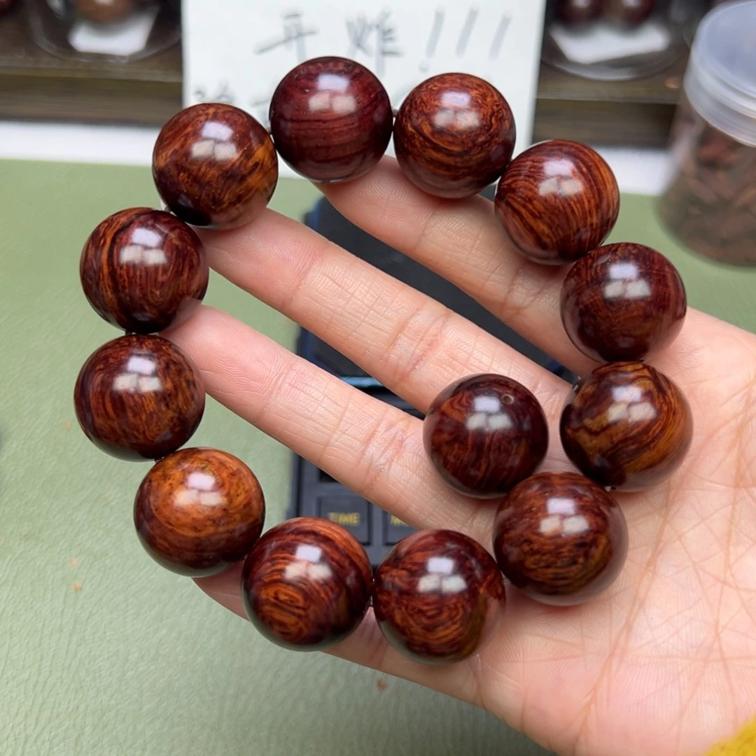 降真香其他海南红降2.0红油底满纹满结油微暇