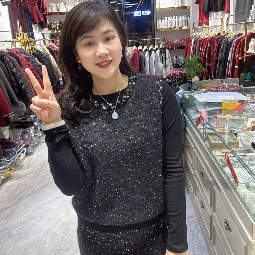 4-5900三件套休闲套装裙