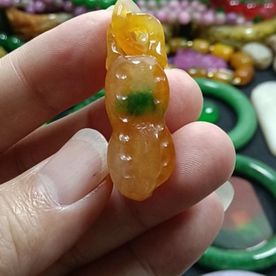 翡翠未镶嵌挂件翡翠