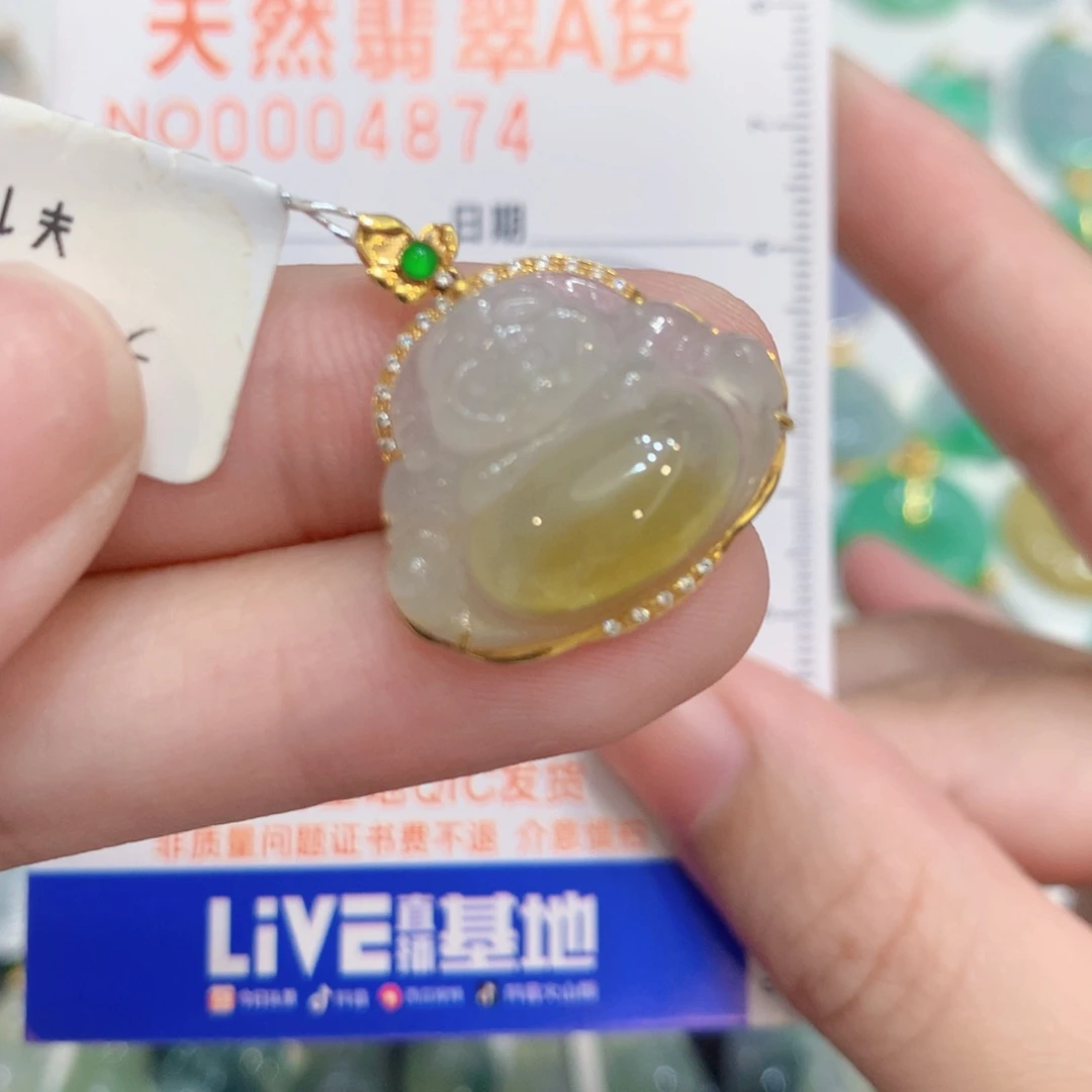 翡翠18K金镶嵌颈饰佛公