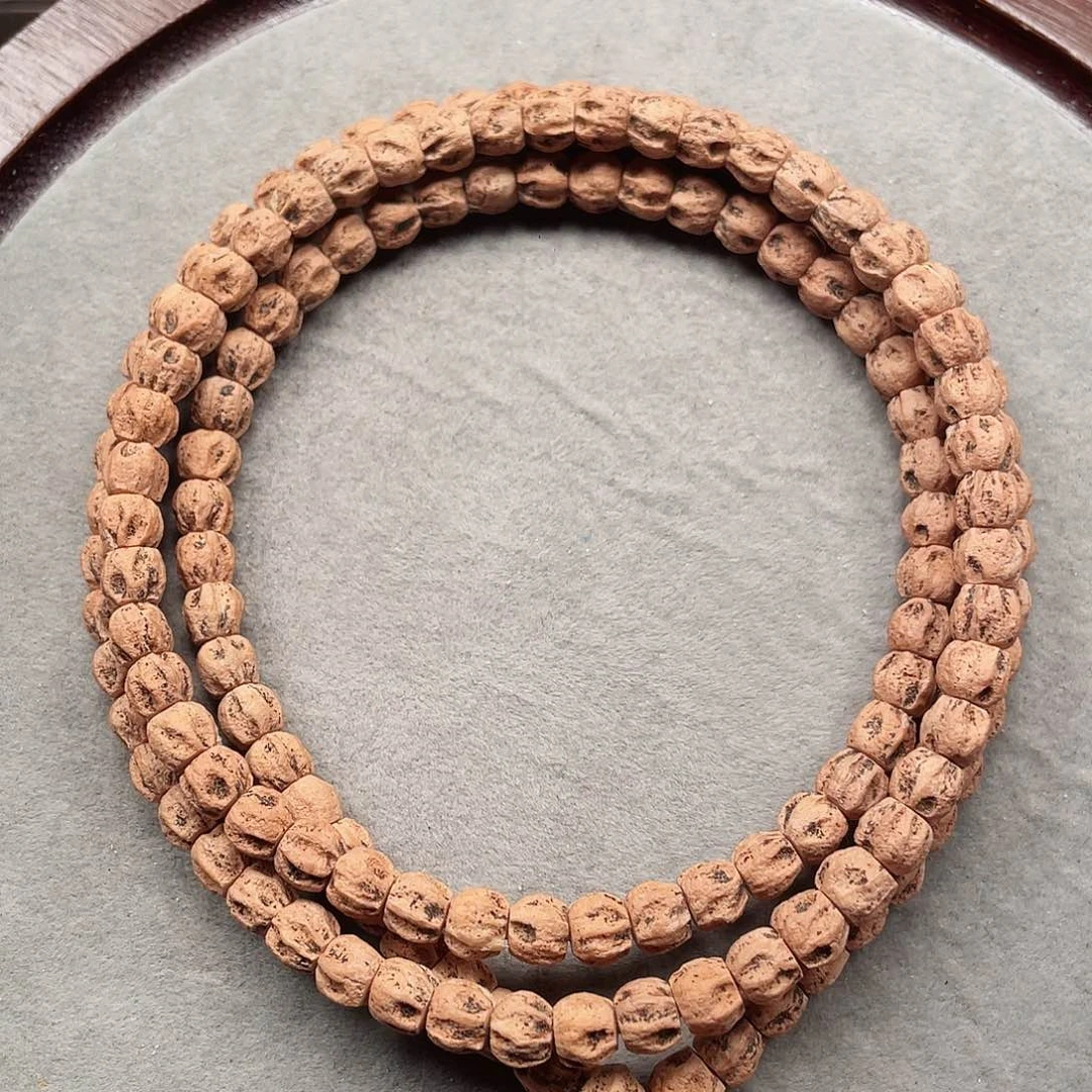 吊坠柏香籽/百香籽老树深坑鬼