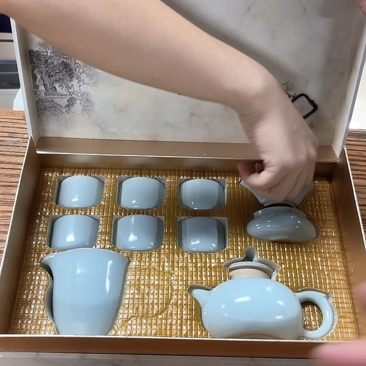 孤品茶具套装等。